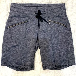 Athleta heathered gray biicyle shorts size XS